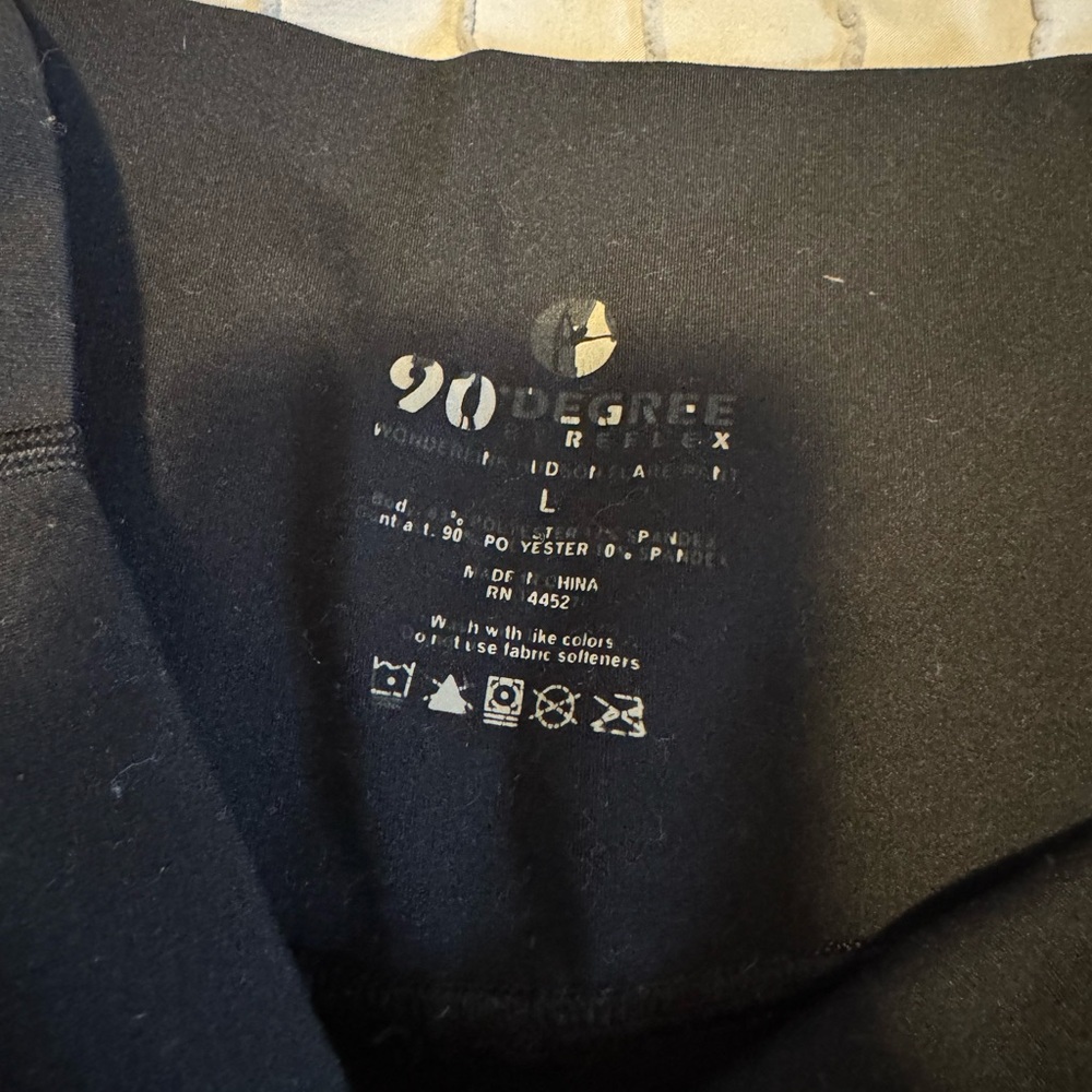 90 Degree By Reflex Black Flared Leggings - Picture 2 of 2